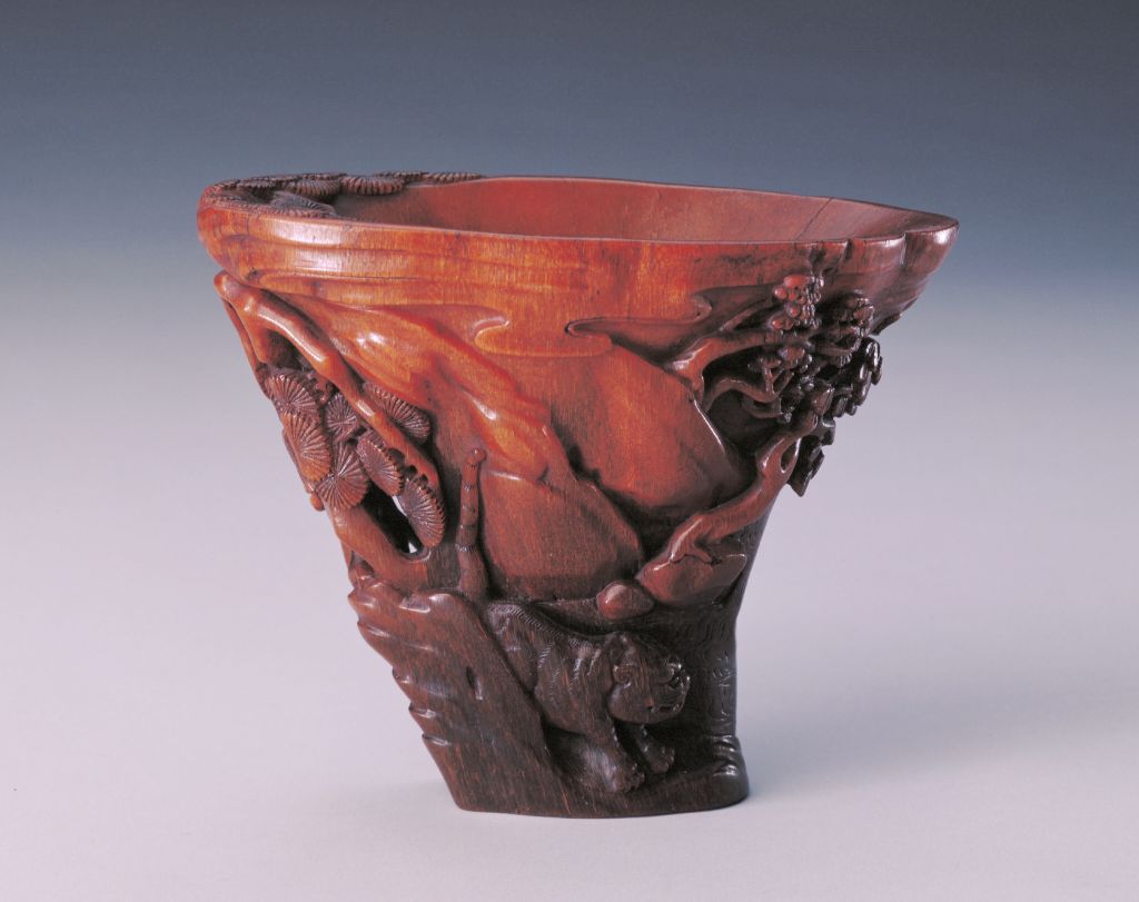 图片[2]-Rhinoceros horn carved pine branch dragon tiger cup-China Archive